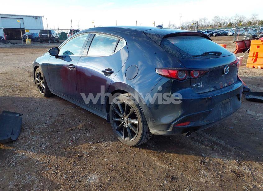 Photo 3 of 2019 Mazda Mazda3 HATCHBACK PREMIUM PACKAGE (VIN JM1BPBNM0K1133351)