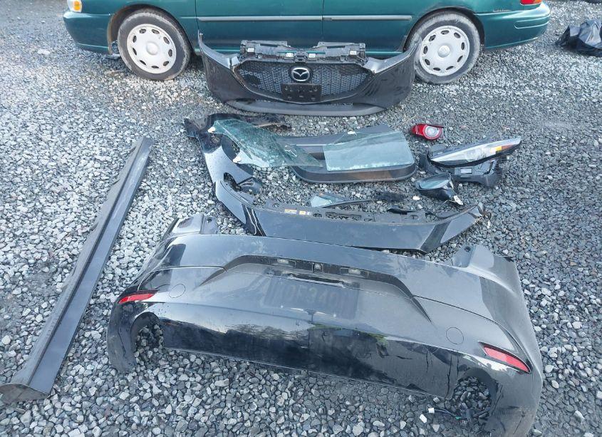 Photo 12 of 2019 Mazda Mazda3 PREMIUM PACKAGE (VIN JM1BPBNM3K1140472)