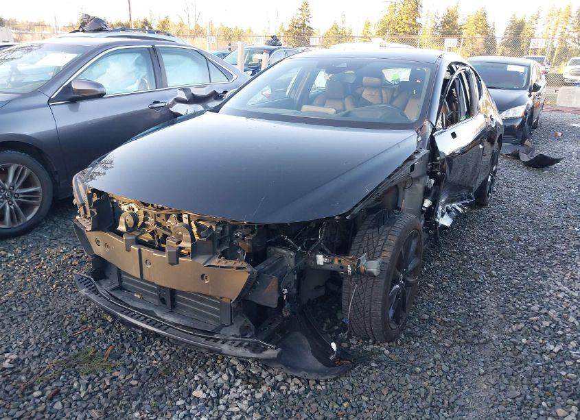 Photo 2 of 2019 Mazda Mazda3 PREMIUM PACKAGE (VIN JM1BPBNM3K1140472)