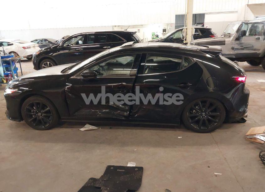 Photo 15 of 2021 Mazda Mazda3 HATCHBACK 2.5 TURBO PREMIUM PLUS (VIN JM1BPBNY0M1348282)