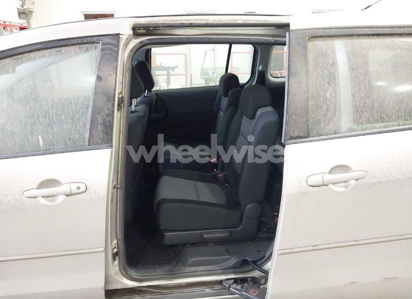 Photo 8 of 2007 Mazda Mazda5 SPORT (VIN JM1CR293070139647)