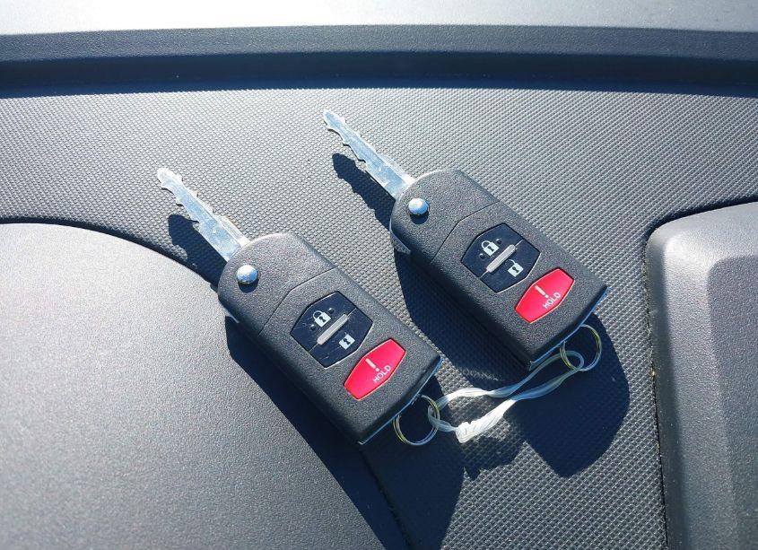 Photo 11 of 2010 Mazda Mazda5 SPORT (VIN JM1CR2W30A0365103)