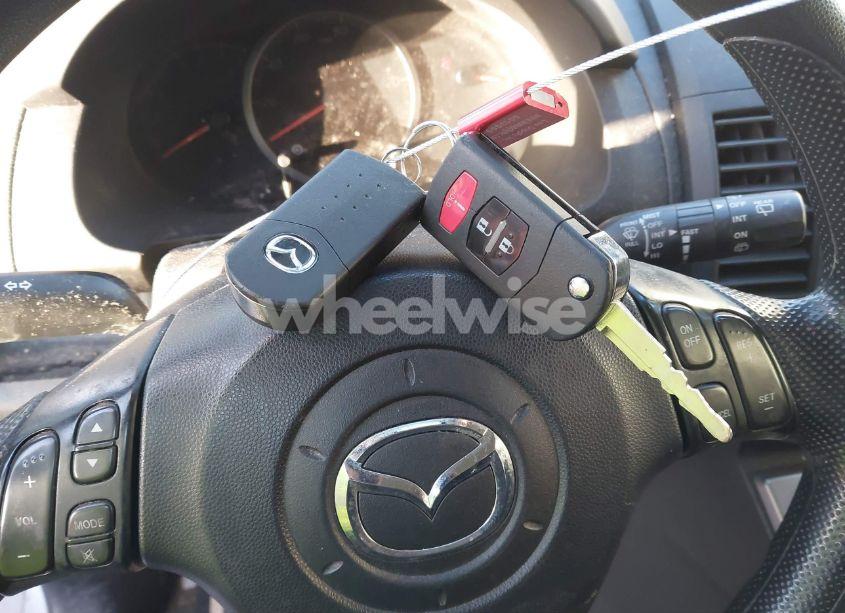 Photo 11 of 2010 Mazda Mazda5 SPORT (VIN JM1CR2W30A0384041)