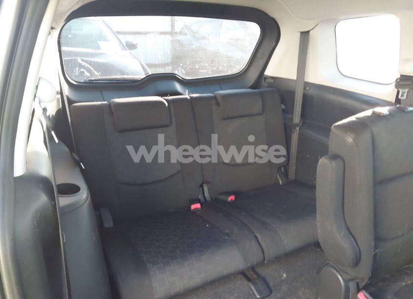 Photo 17 of 2010 Mazda Mazda5 SPORT (VIN JM1CR2W30A0384041)