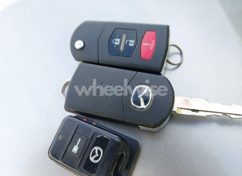 Photo 11 of 2010 Mazda Mazda5 TOURING (VIN JM1CR2W31A0384307)