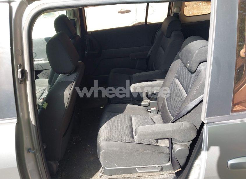 Photo 8 of 2010 Mazda Mazda5 TOURING (VIN JM1CR2W31A0384307)