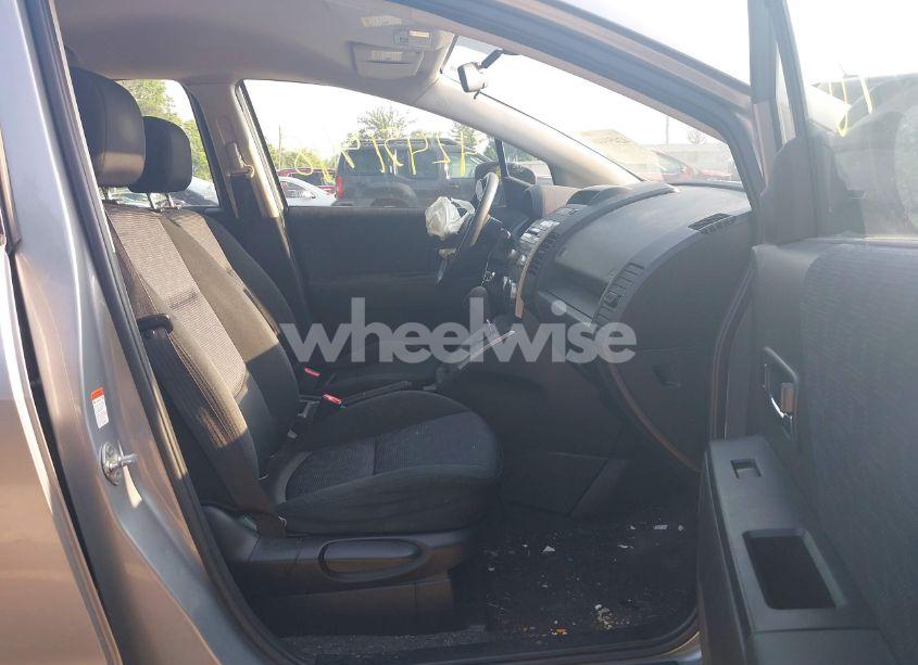 Photo 5 of 2010 Mazda Mazda5 SPORT (VIN JM1CR2W32A0385045)