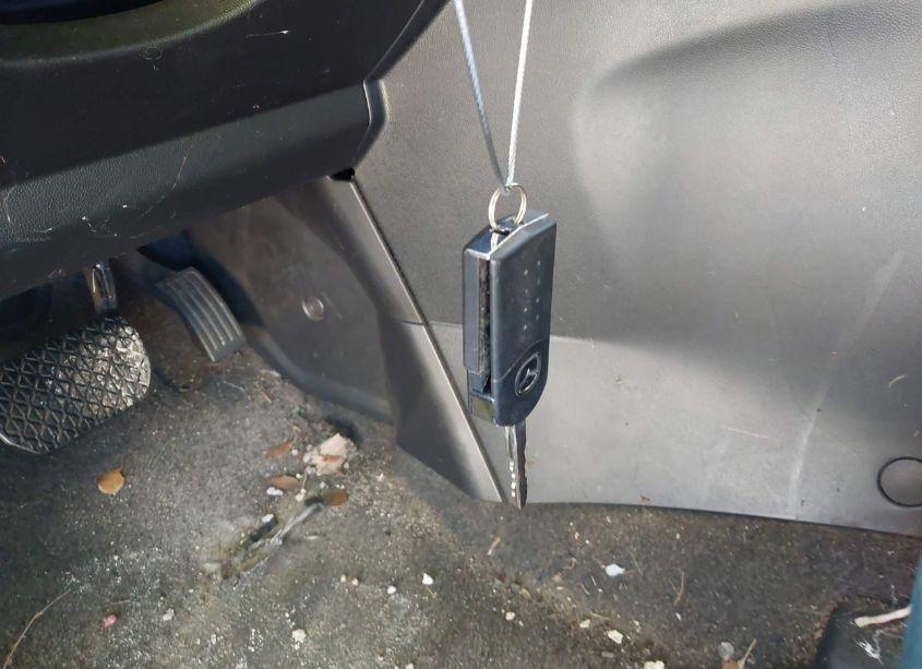 Photo 11 of 2010 Mazda Mazda5 SPORT (VIN JM1CR2W33A0363734)