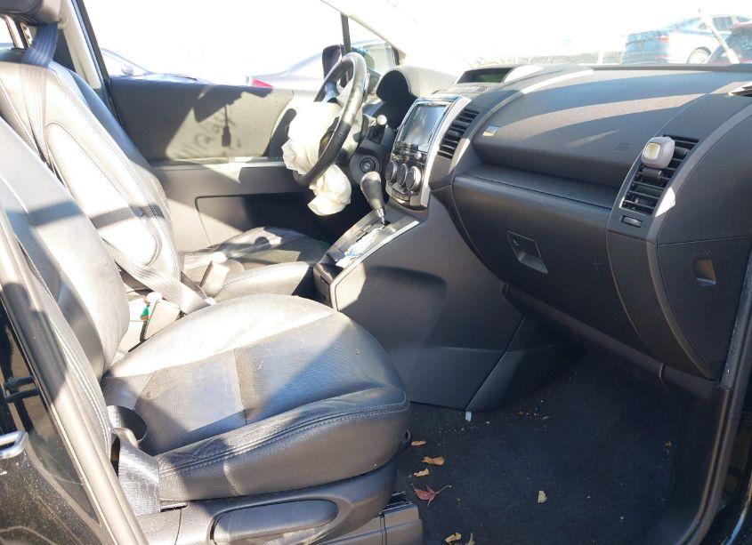 Photo 5 of 2010 Mazda Mazda5 GRAND TOURING (VIN JM1CR2WL0A0360791)