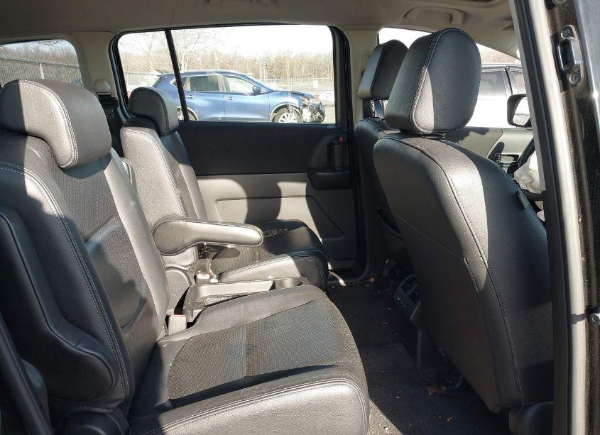 Photo 8 of 2010 Mazda Mazda5 GRAND TOURING (VIN JM1CR2WL0A0360791)