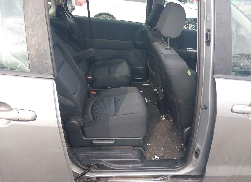 Photo 8 of 2010 Mazda Mazda5 TOURING (VIN JM1CR2WL1A0375476)