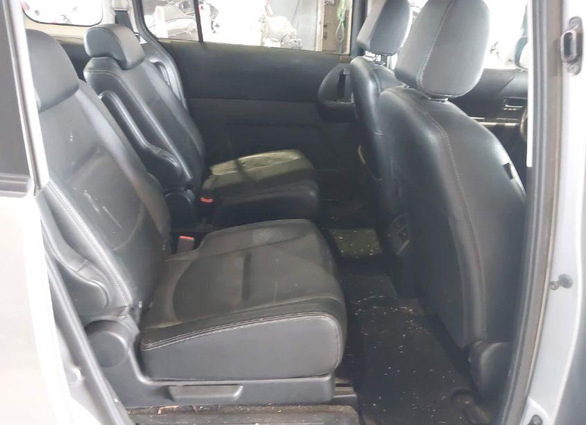 Photo 8 of 2010 Mazda Mazda5 GRAND TOURING (VIN JM1CR2WL1A0377115)