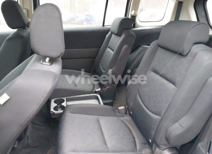 Photo 8 of 2010 Mazda Mazda5 SPORT (VIN JM1CR2WL2A0374692)