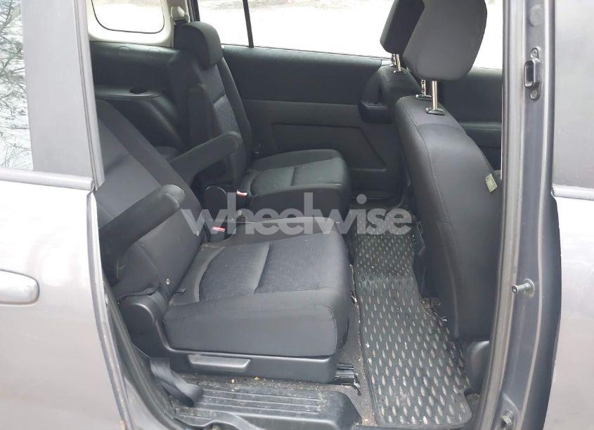 Photo 8 of 2010 Mazda Mazda5 SPORT (VIN JM1CR2WL9A0383180)