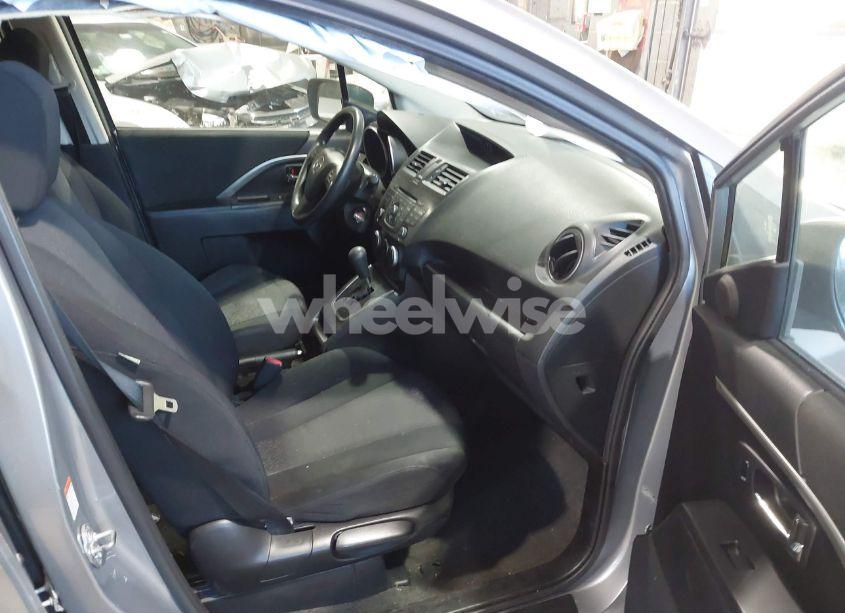 Photo 5 of 2012 Mazda Mazda5 SPORT (VIN JM1CW2BL5C0100680)