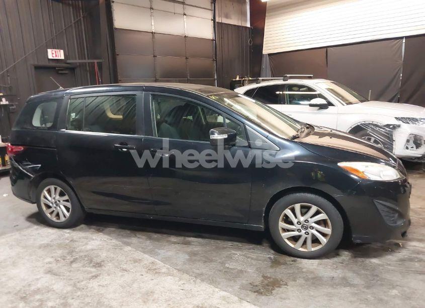 Photo 13 of 2014 Mazda Mazda5 SPORT (VIN JM1CW2BL5E0163023)