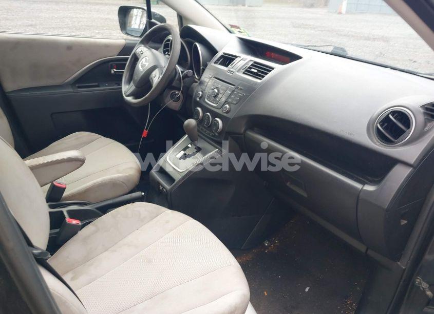 Photo 5 of 2014 Mazda Mazda5 SPORT (VIN JM1CW2BL7E0171690)