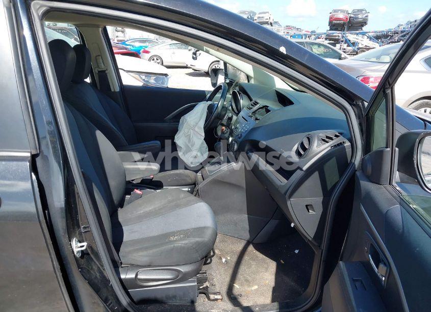 Photo 5 of 2014 Mazda Mazda5 SPORT (VIN JM1CW2BL8E0166613)