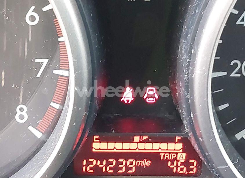 Photo 16 of 2012 Mazda Mazda5 SPORT (VIN JM1CW2BL9C0117627)