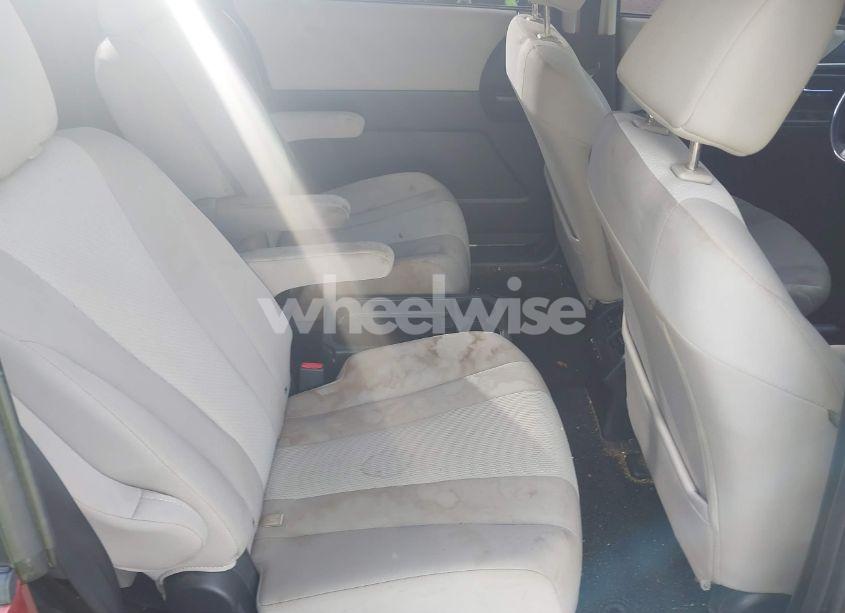 Photo 8 of 2013 Mazda Mazda5 SPORT (VIN JM1CW2BL9D0145784)