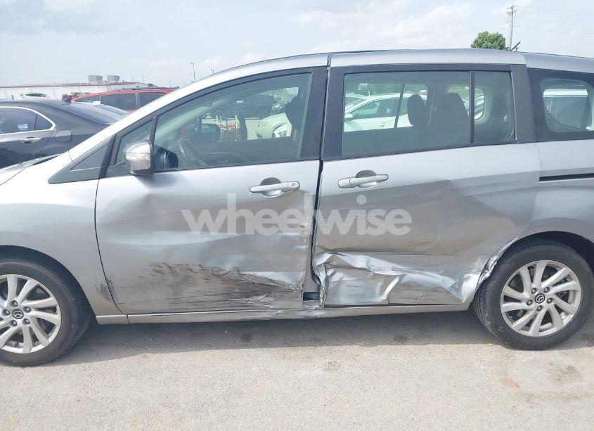 Photo 6 of 2013 Mazda Mazda5 SPORT (VIN JM1CW2BL9D0152248)