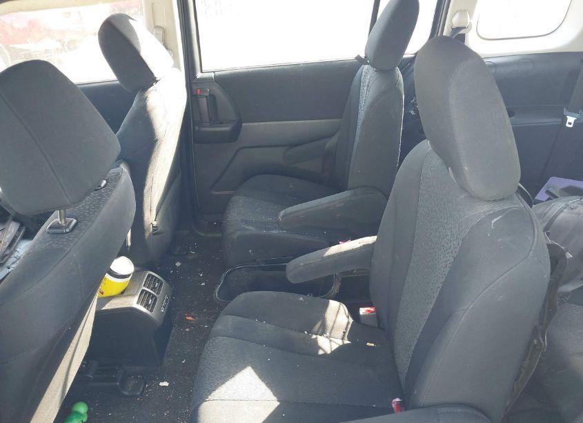 Photo 5 of 2012 Mazda Mazda5 TOURING (VIN JM1CW2CL0C0126229)