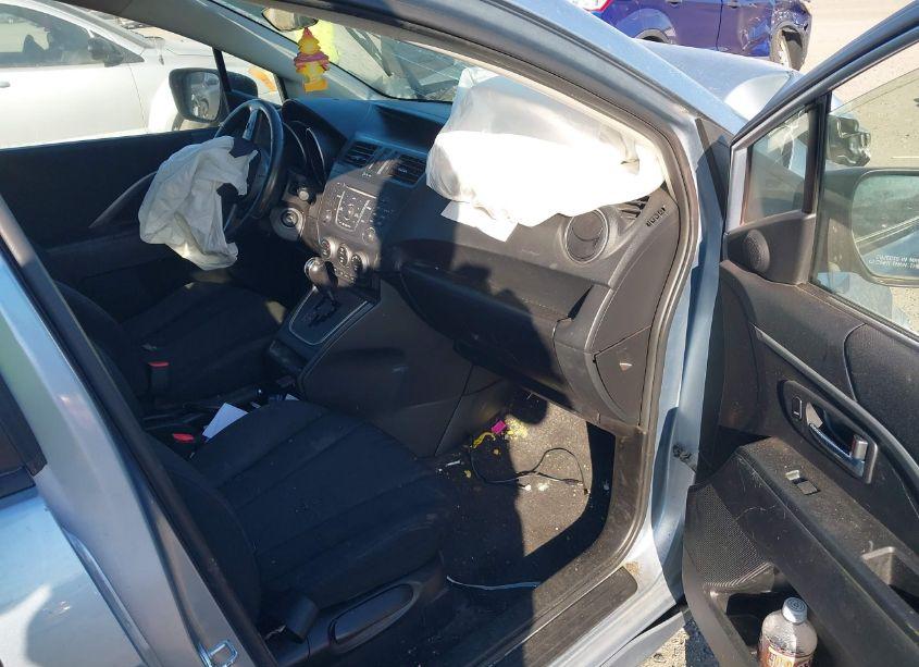 Photo 8 of 2012 Mazda Mazda5 TOURING (VIN JM1CW2CL0C0126229)