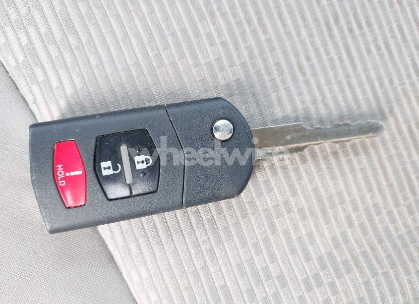 Photo 11 of 2012 Mazda Mazda5 TOURING (VIN JM1CW2CL3C0139119)