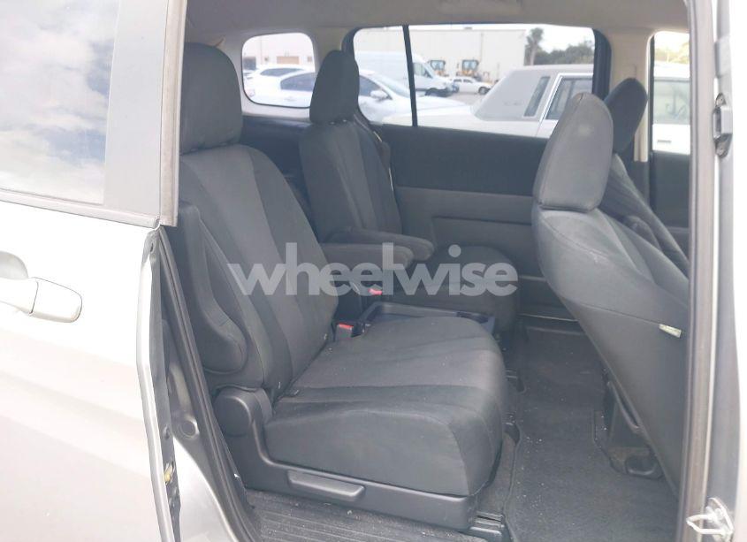 Photo 8 of 2013 Mazda Mazda5 TOURING (VIN JM1CW2CL5D0160104)