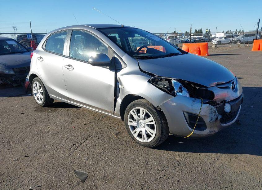 2011 Mazda Mazda2 SPORT (VIN JM1DE1HZ5B0130662) main photo