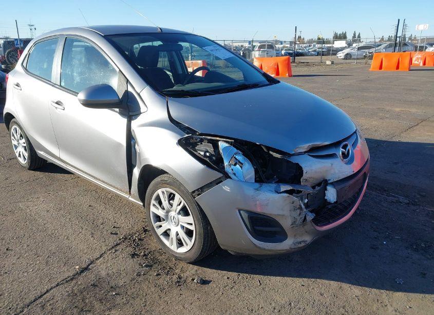 Photo 6 of 2011 Mazda Mazda2 SPORT (VIN JM1DE1HZ5B0130662)