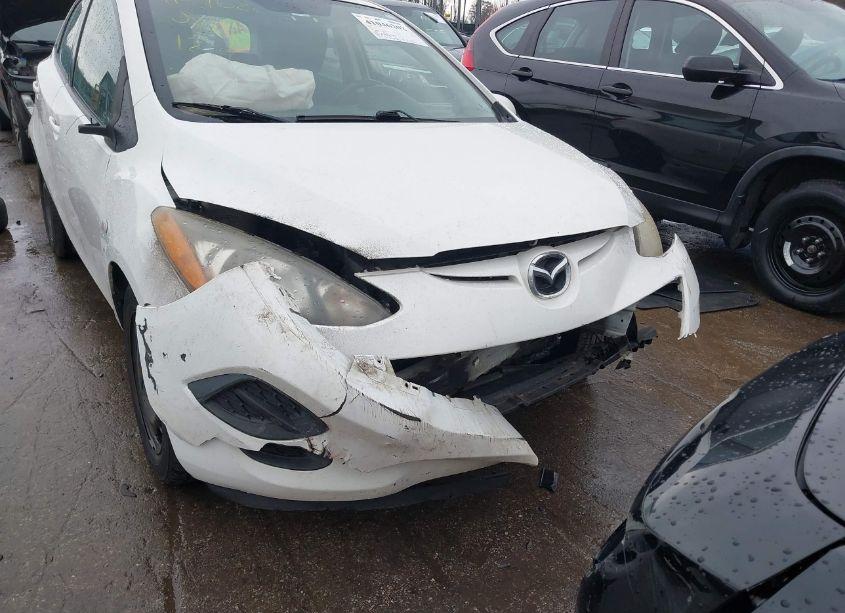 Photo 6 of 2014 Mazda Mazda2 SPORT (VIN JM1DE1KY0E0185430)