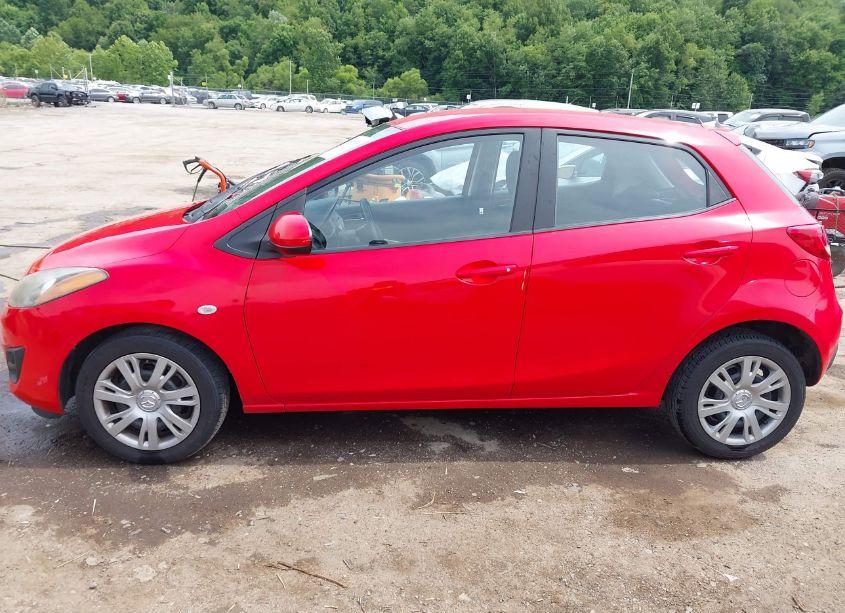 Photo 14 of 2014 Mazda Mazda2 SPORT (VIN JM1DE1KY2E0174459)