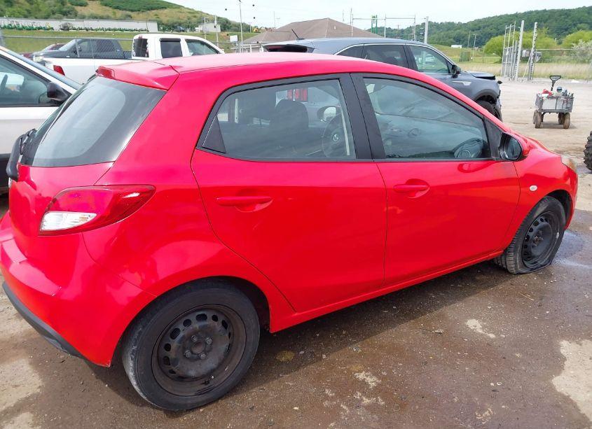 Photo 4 of 2014 Mazda Mazda2 SPORT (VIN JM1DE1KY2E0174459)