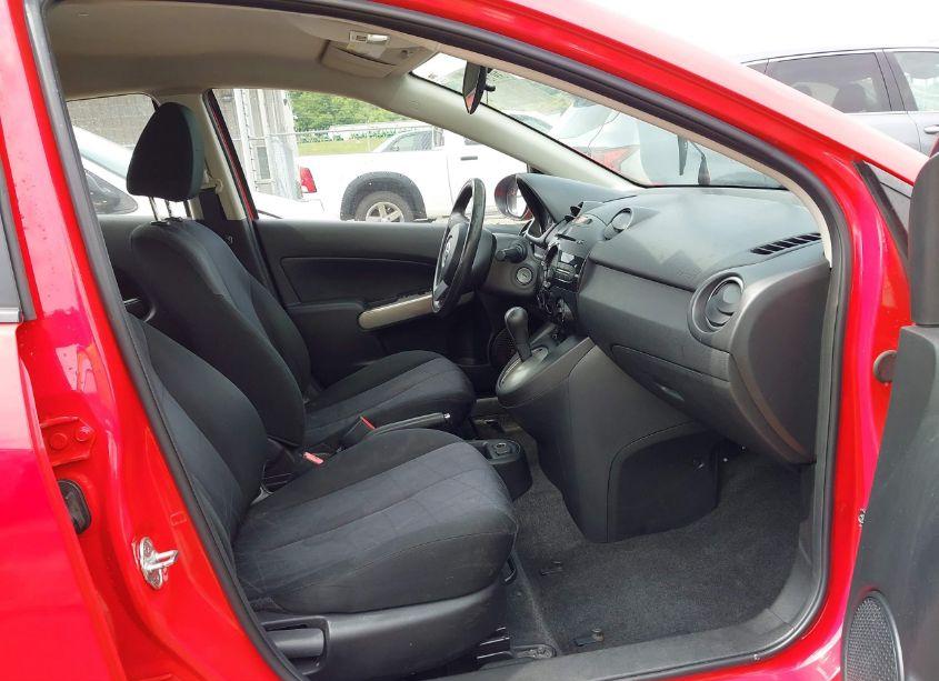 Photo 5 of 2014 Mazda Mazda2 SPORT (VIN JM1DE1KY2E0174459)