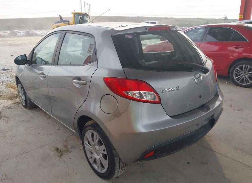 Photo 3 of 2014 Mazda Mazda2 SPORT (VIN JM1DE1KY3E0171151)