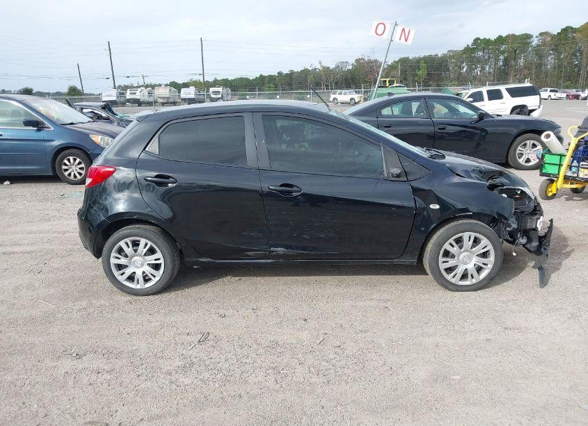 Photo 13 of 2014 Mazda Mazda2 SPORT (VIN JM1DE1KY3E0171554)