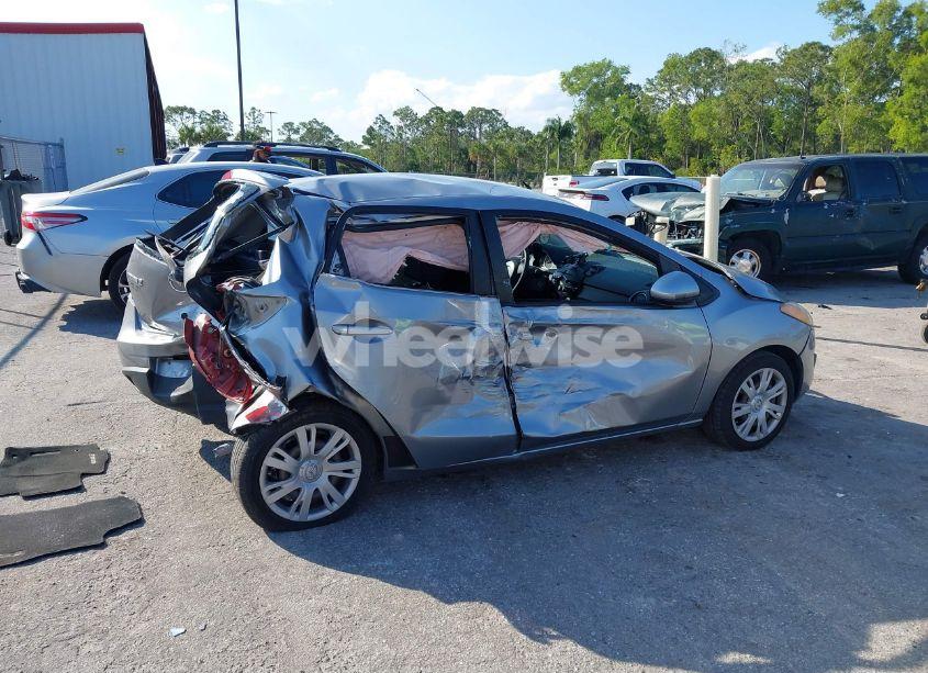 Photo 13 of 2014 Mazda Mazda2 SPORT (VIN JM1DE1KY4E0187083)