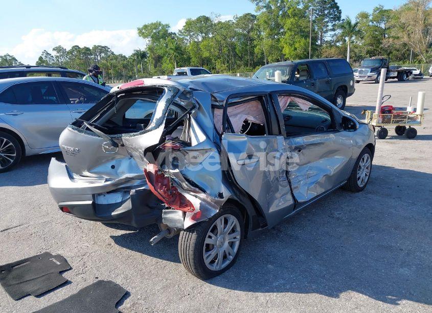 Photo 4 of 2014 Mazda Mazda2 SPORT (VIN JM1DE1KY4E0187083)