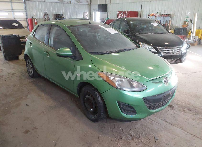 2013 Mazda Mazda2 SPORT (VIN JM1DE1KY7D0155887) main photo