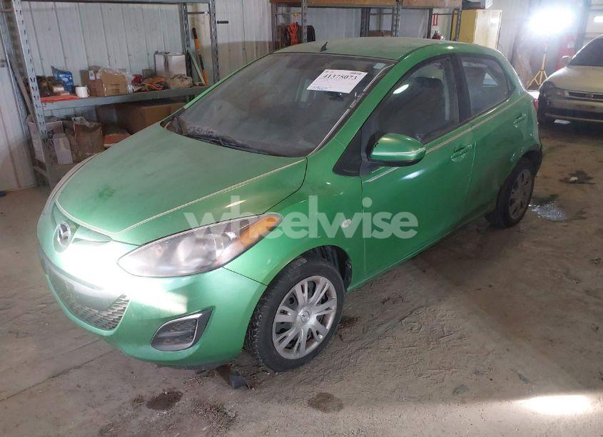 Photo 2 of 2013 Mazda Mazda2 SPORT (VIN JM1DE1KY7D0155887)