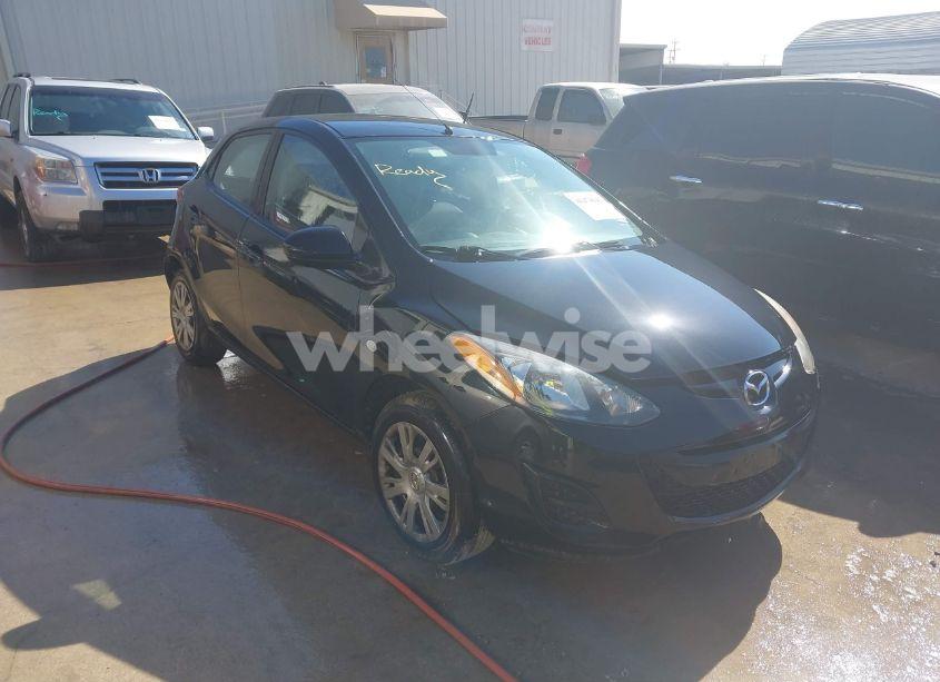 2014 Mazda Mazda2 SPORT (VIN JM1DE1KY9E0172675) main photo
