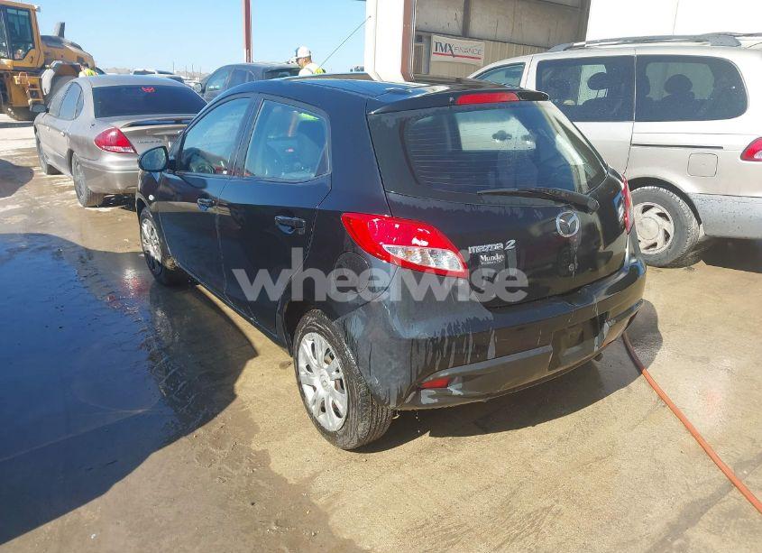 Photo 3 of 2014 Mazda Mazda2 SPORT (VIN JM1DE1KY9E0172675)