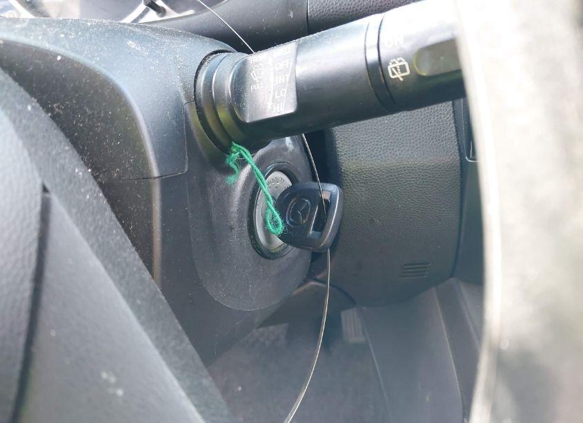 Photo 11 of 2013 Mazda Mazda2 SPORT (VIN JM1DE1KZ4D0162708)