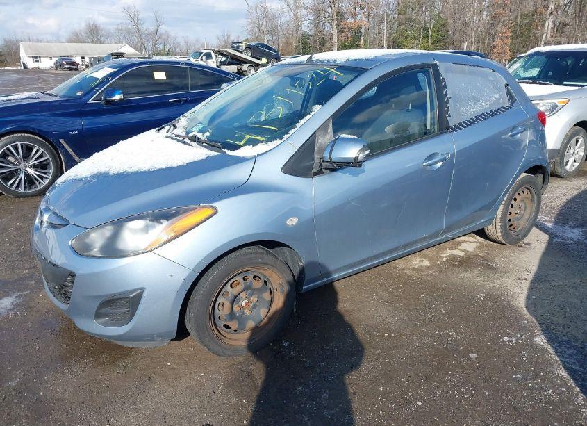 Photo 2 of 2013 Mazda Mazda2 SPORT (VIN JM1DE1KZ4D0162708)