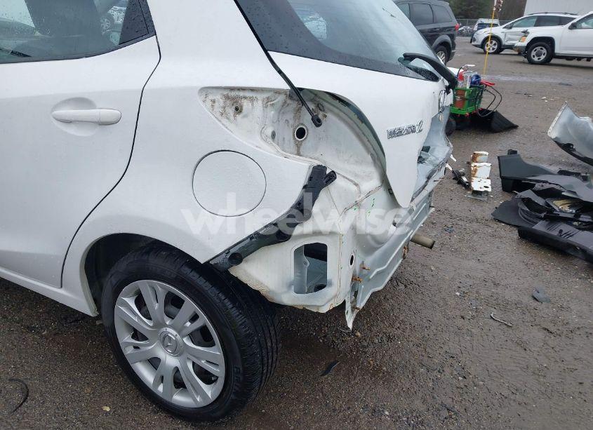 Photo 13 of 2014 Mazda Mazda2 SPORT (VIN JM1DE1KZ5E0183729)