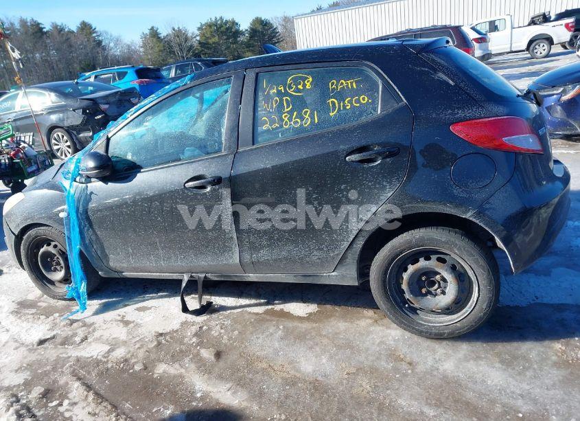 Photo 14 of 2014 Mazda Mazda2 SPORT (VIN JM1DE1KZ8E0176385)