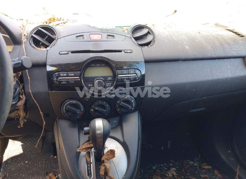 Photo 12 of 2014 Mazda Mazda2 SPORT (VIN JM1DE1KZ9E0178145)