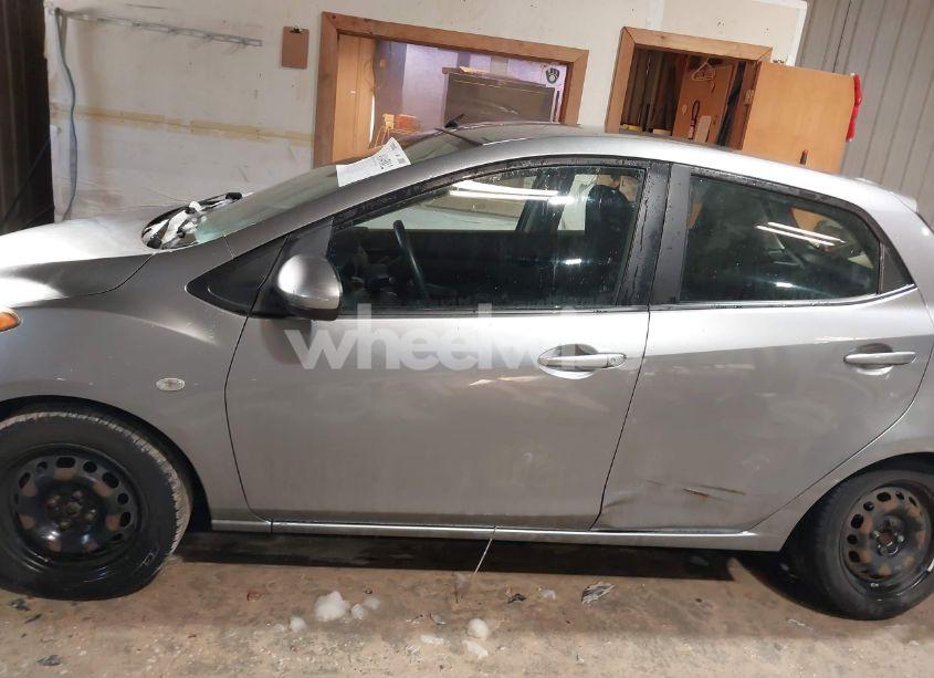 Photo 14 of 2014 Mazda Mazda2 SPORT (VIN JM1DE1KZXE0183886)