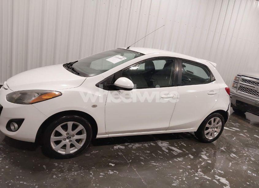 Photo 14 of 2014 Mazda Mazda2 TOURING (VIN JM1DE1LY6E0171403)